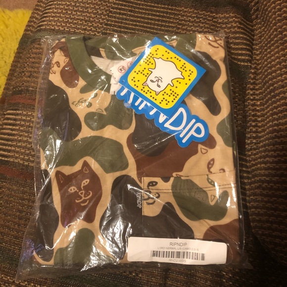 SOLD ON MER-CARI - Picture 3 of 4